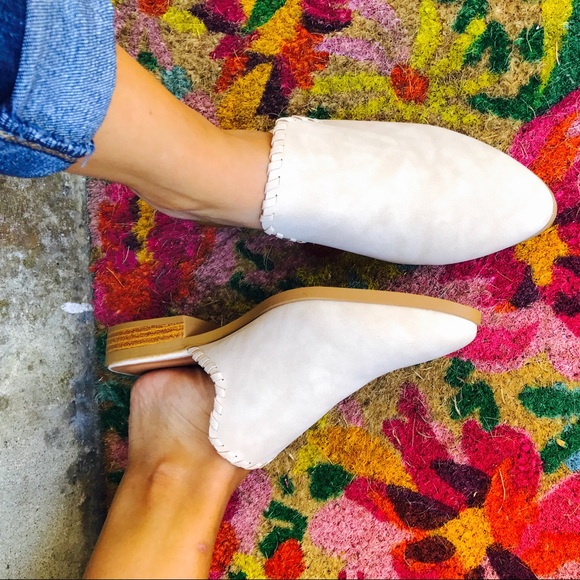 🚨LAST PAIR!!//The Sarahi//Stone braided mule/flat - Picture 7 of 8